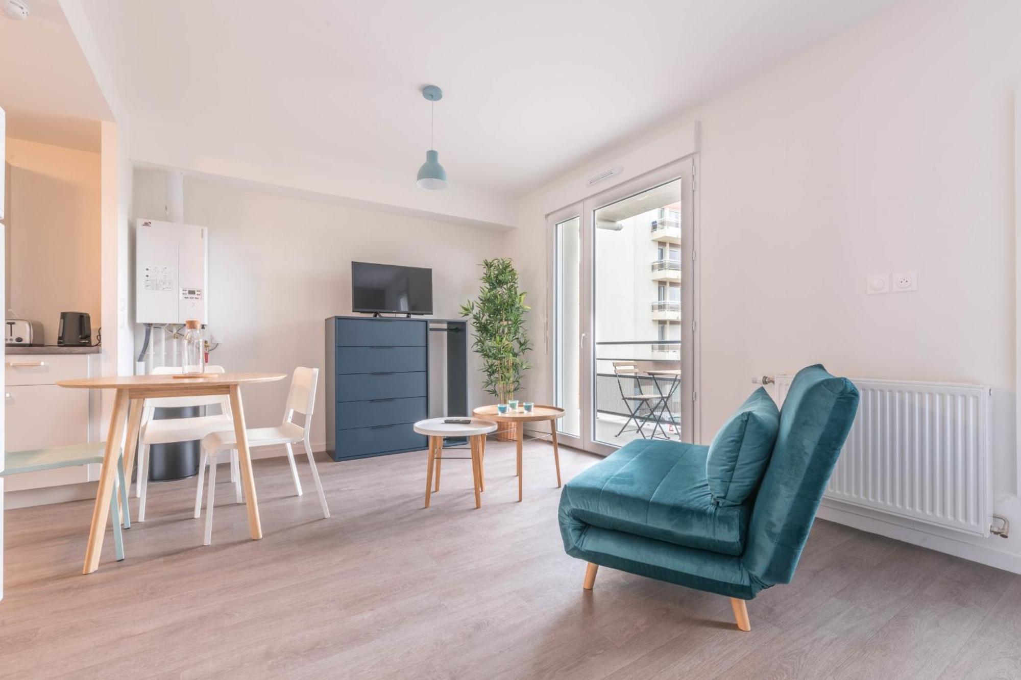 Pierrick - Studio Wifi Et Gare Apartment Льо Ман Екстериор снимка